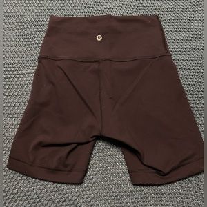 Lululemon Wunder Train High-Rise Short 4"